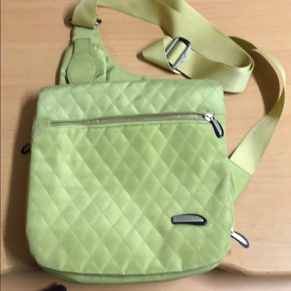 ergonomic crossbody bag